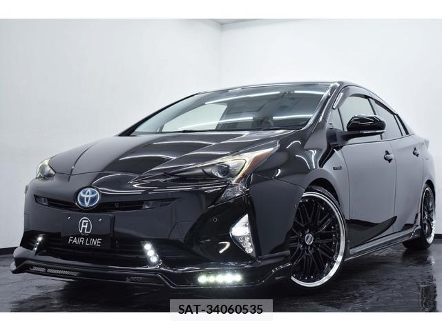 Toyota PRIUS 2017-05 8728294-12