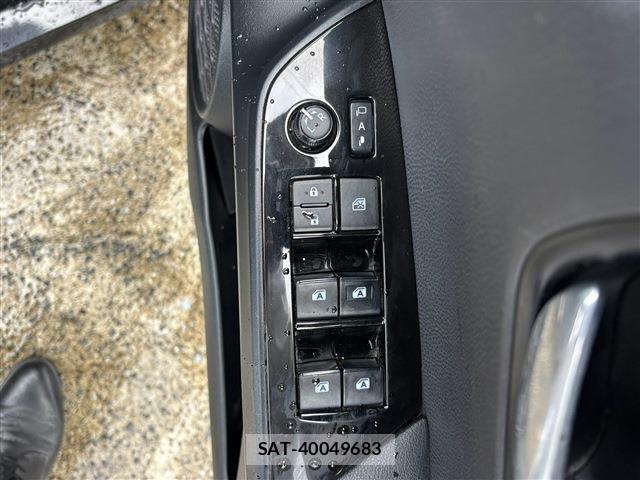Toyota PRIUS 2018-11 8728316-18