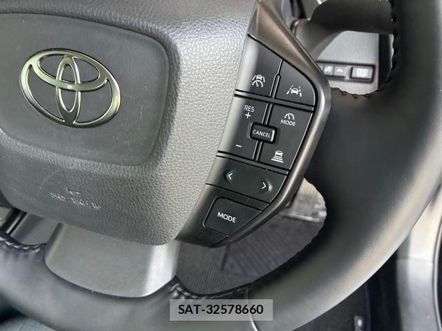 Toyota PRIUS 2024-04 8728396-12
