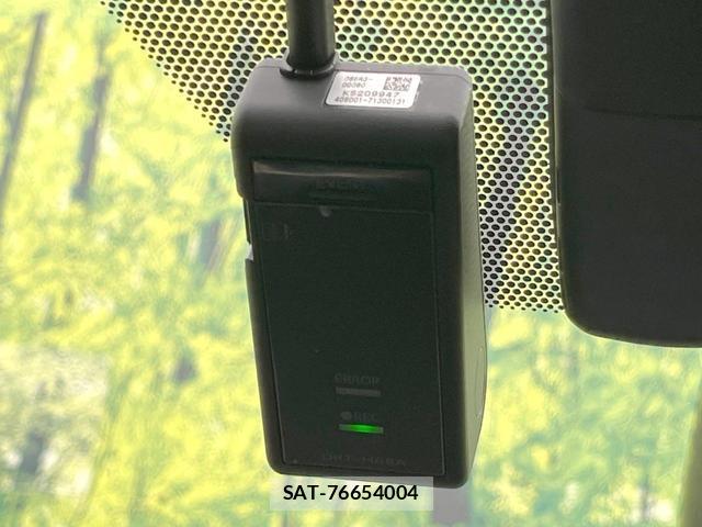 Toyota PRIUS 2020-04 8728480-4