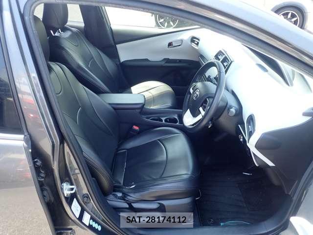 Toyota PRIUS 2015-12 8728610-6