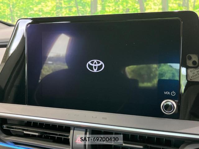 Toyota PRIUS 2024-10 8728651-2