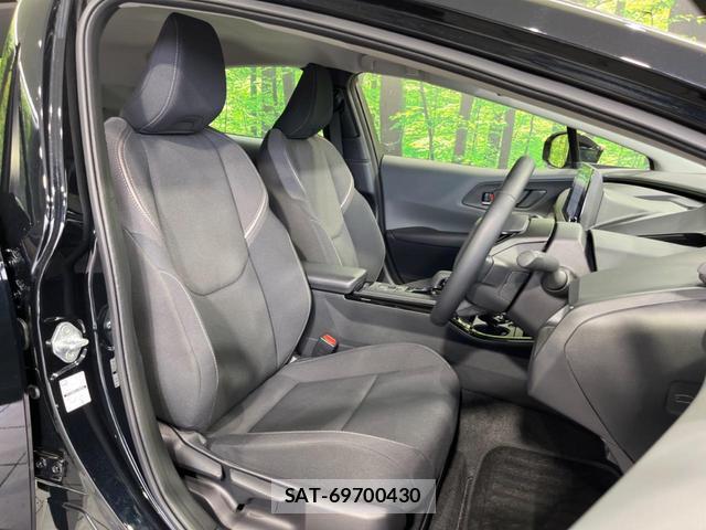 Toyota PRIUS 2024-10 8728651-7