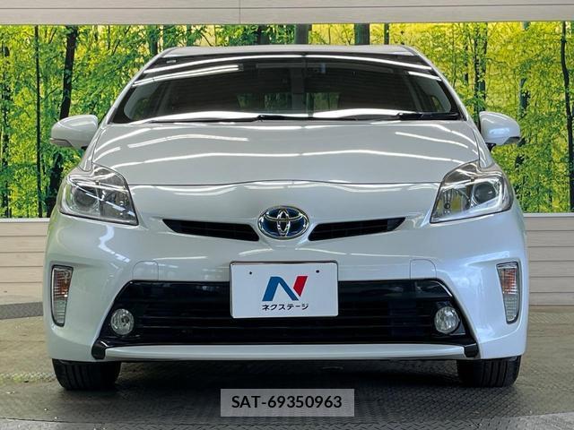 Toyota PRIUS 2014-06 8728771-13
