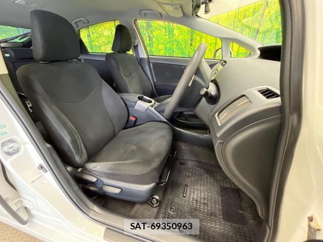 Toyota PRIUS 2014-06 8728771-7