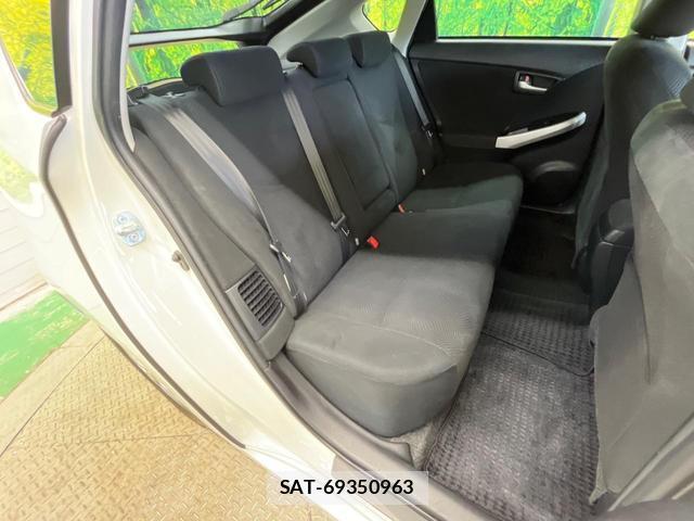 Toyota PRIUS 2014-06 8728771-8