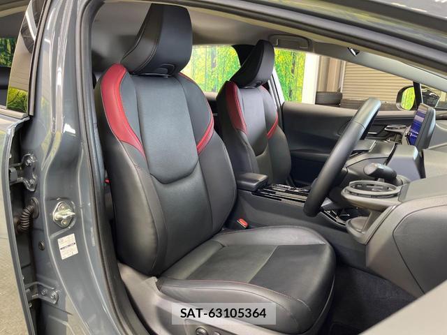 Toyota PRIUS 2023-10 8728780-9