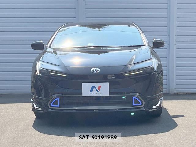 Toyota PRIUS 2023-11 8728796-14