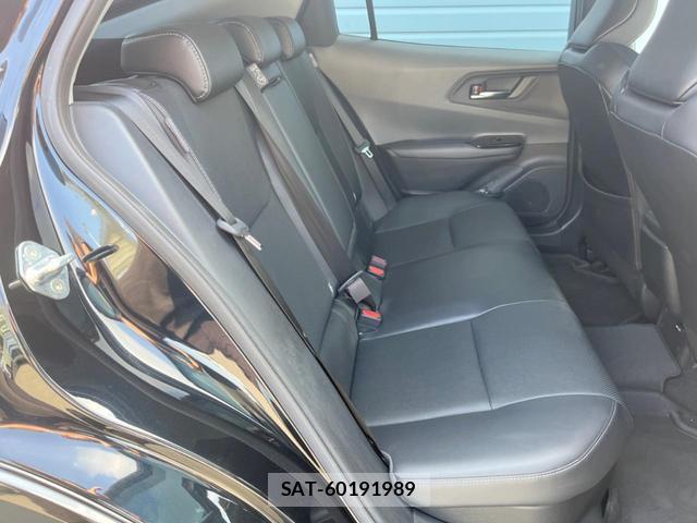 Toyota PRIUS 2023-11 8728796-9