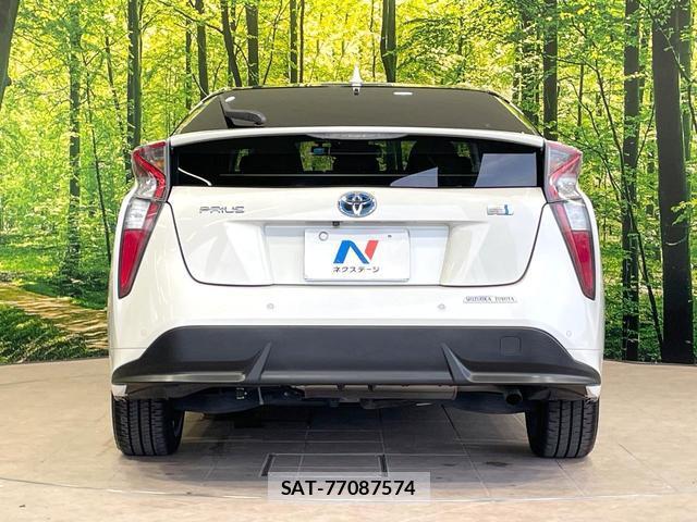 Toyota PRIUS 2016-12 8728904-14