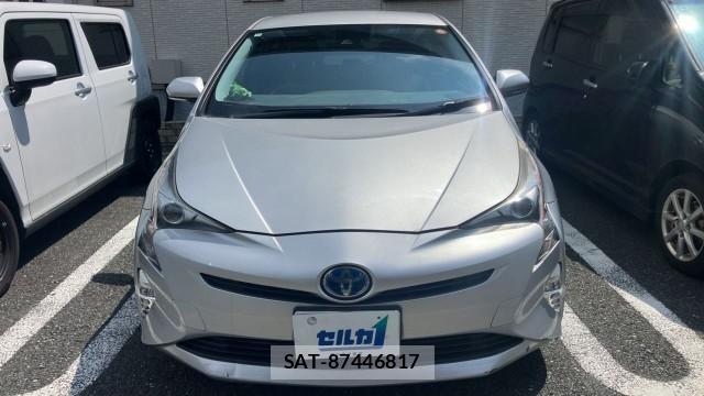 Toyota PRIUS 2016-11 8729542-9