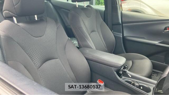 Toyota PRIUS 2019-09 8729588-5