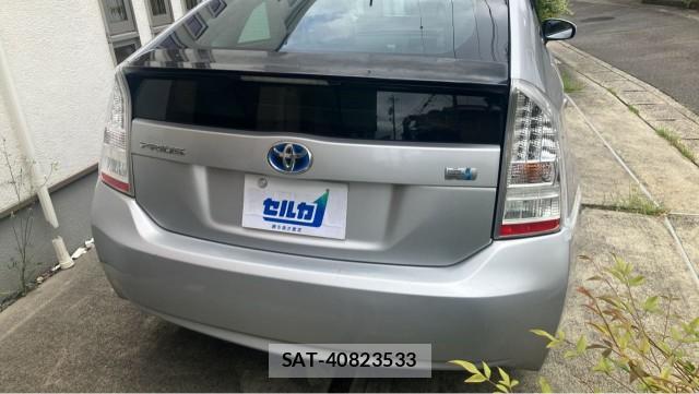 Toyota PRIUS 2009-07 8729638-1