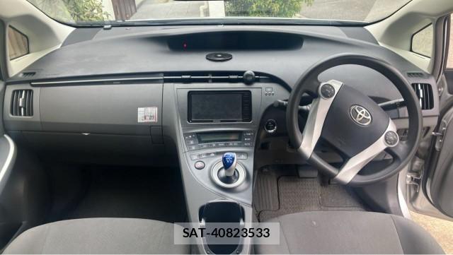 Toyota PRIUS 2009-07 8729638-2