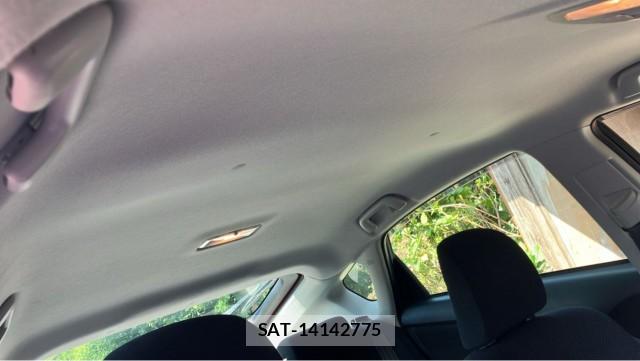 Toyota PRIUS 2013-11 8729647-15