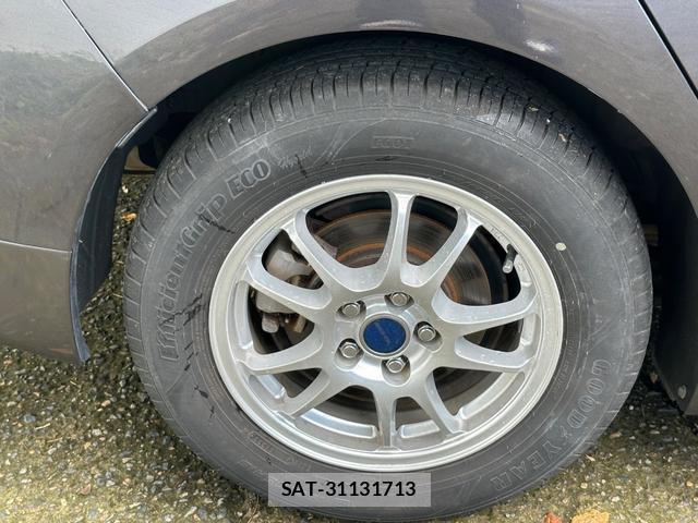 Toyota PRIUS 2016-06 8729700-14