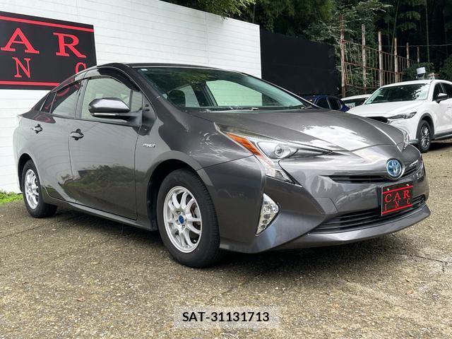 Toyota PRIUS 2016-06 8729700-2