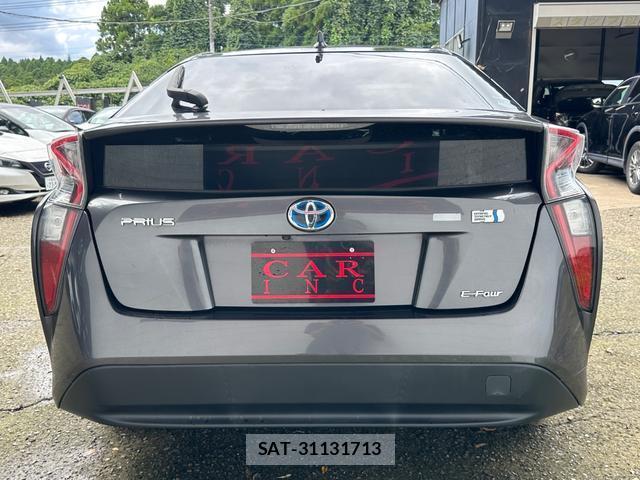 Toyota PRIUS 2016-06 8729700-4