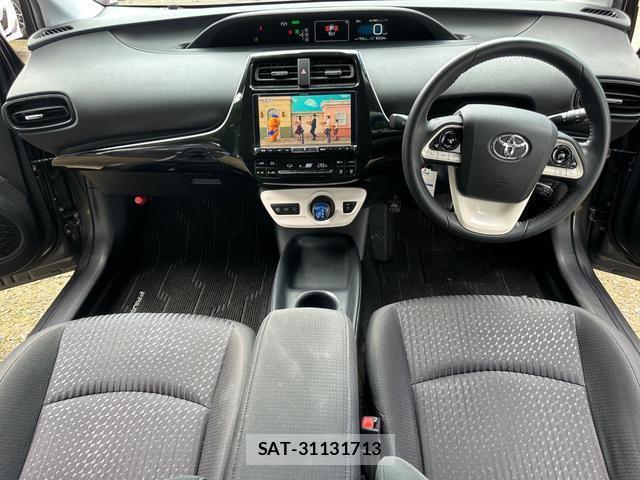 Toyota PRIUS 2016-06 8729700-6