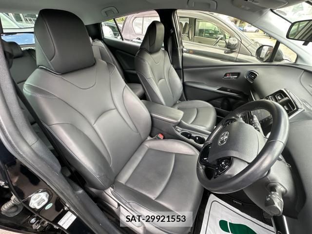 Toyota PRIUS 2019-06 8729889-10