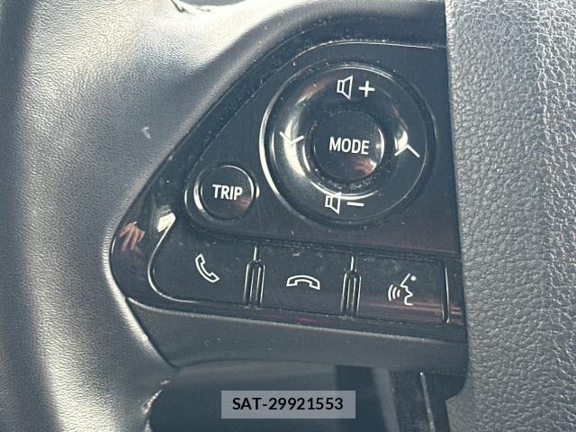 Toyota PRIUS 2019-06 8729889-17