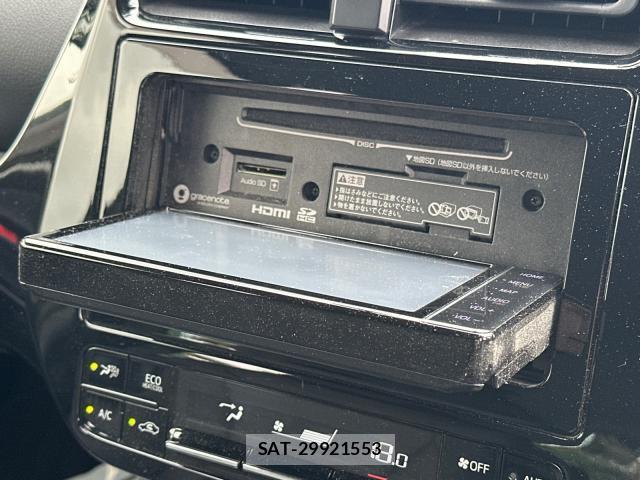 Toyota PRIUS 2019-06 8729889-5