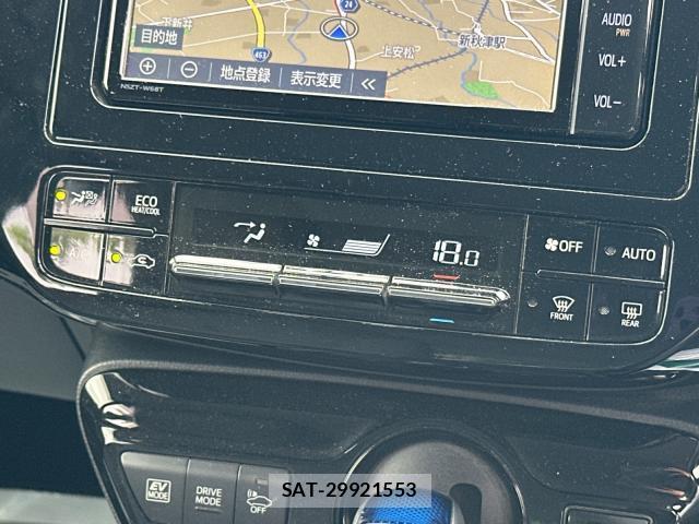 Toyota PRIUS 2019-06 8729889-7