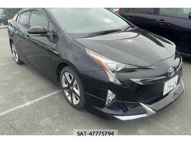 Toyota PRIUS 2016-01 8729947-0