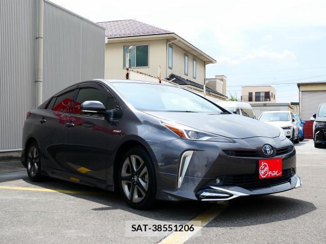 Toyota PRIUS 2019-08 8730193-11