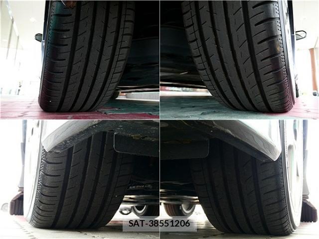 Toyota PRIUS 2019-08 8730193-19