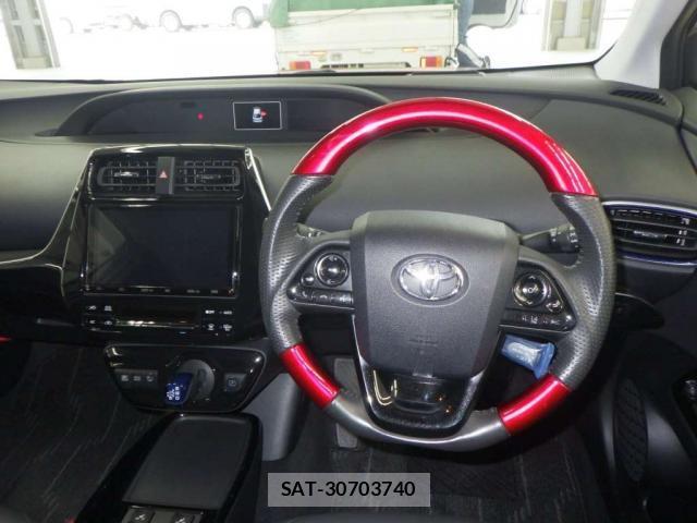 Toyota PRIUS 2019-10 8730293-4