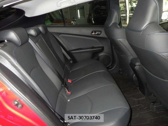 Toyota PRIUS 2019-10 8730293-6