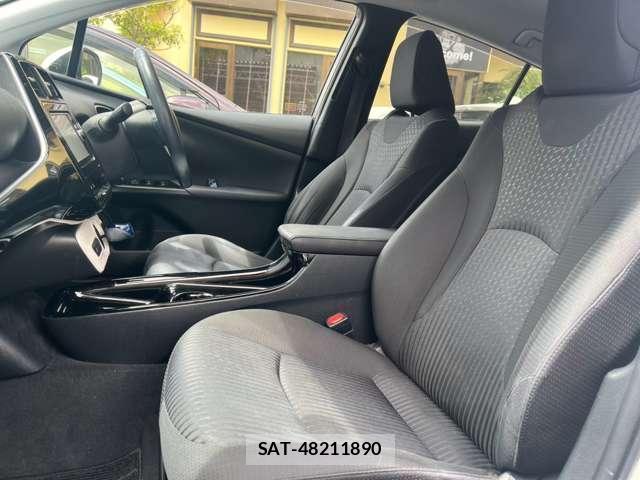 Toyota PRIUS 2017-12 8730421-6