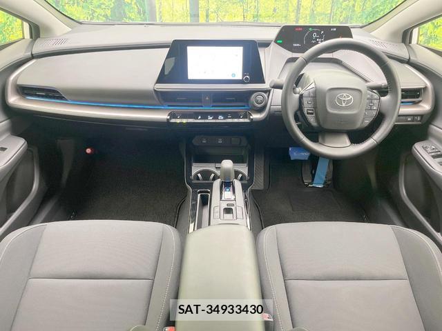 Toyota PRIUS 2023-10 8730495-1