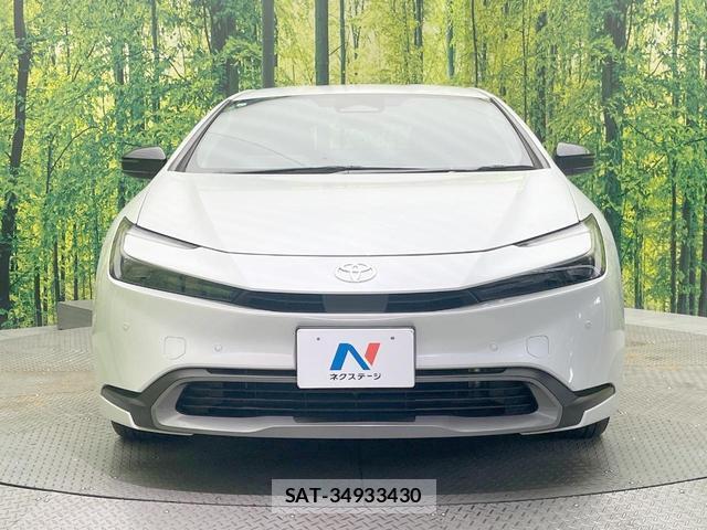 Toyota PRIUS 2023-10 8730495-13