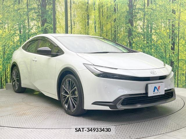 Toyota PRIUS 2023-10 8730495-15