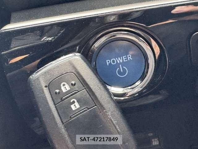 Toyota PRIUS 2019-10 8730542-16