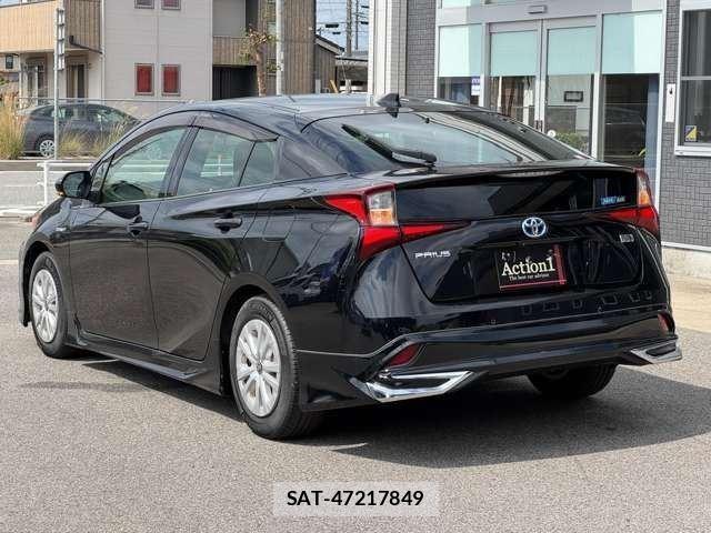 Toyota PRIUS 2019-10 8730542-3