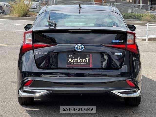 Toyota PRIUS 2019-10 8730542-4