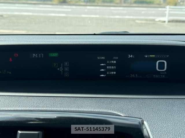 Toyota PRIUS 2021-06 8730543-12