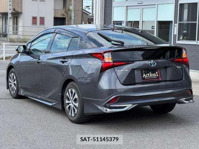 Toyota PRIUS 2021-06 8730543-3