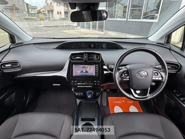 Toyota PRIUS 2020-02 8730545-1