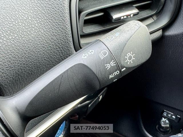 Toyota PRIUS 2020-02 8730545-15