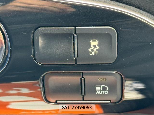 Toyota PRIUS 2020-02 8730545-17