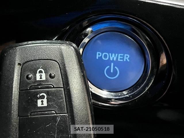 Toyota PRIUS 2017-07 8730748-8