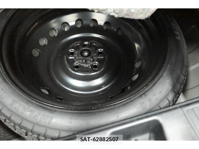 Toyota PRIUS 2020-02 8730771-14