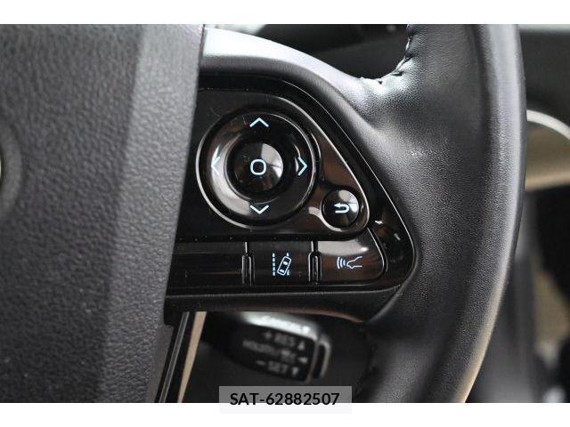Toyota PRIUS 2020-02 8730771-19
