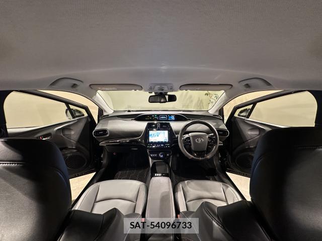 Toyota PRIUS 2019-08 8730892-2