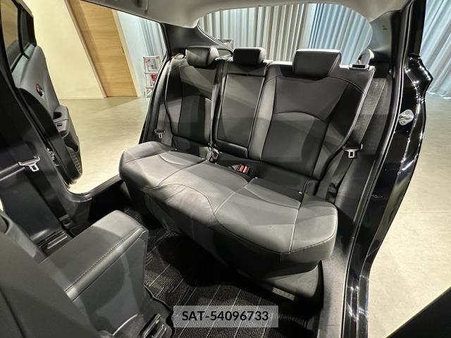 Toyota PRIUS 2019-08 8730892-6