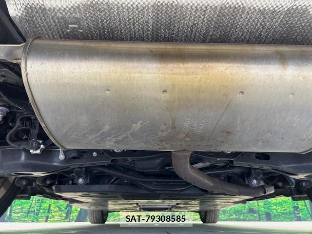 Toyota PRIUS 2023-08 8730910-18